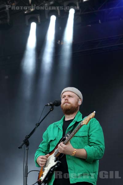 TOM WALKER - 2018-07-22 - PARIS - Hippodrome de Longchamp - Main Stage 2 - 